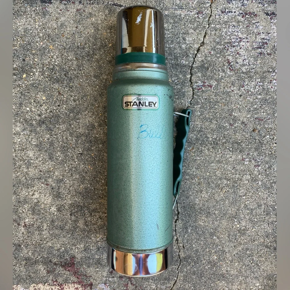 Vintage Retro Stanley Aladdin Green Thermos with Silver Top 1 Quart Hot and Cold